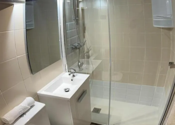 Hostal-restaurante Del Duque Pensión 3*